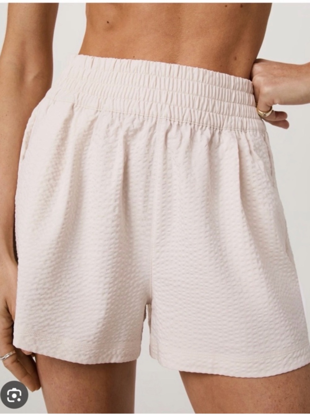 Vuori Villa Textured Shorts